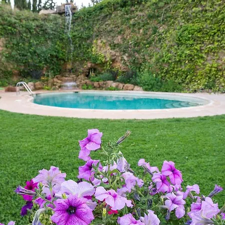 Font Del Pas ベセイテ